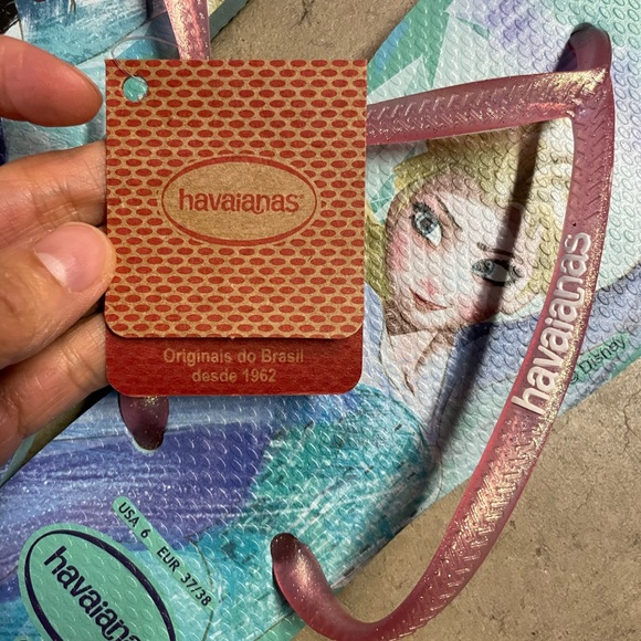 Havaianas Sandals Frozen themed. Size 6 US - Picture 3 of 5